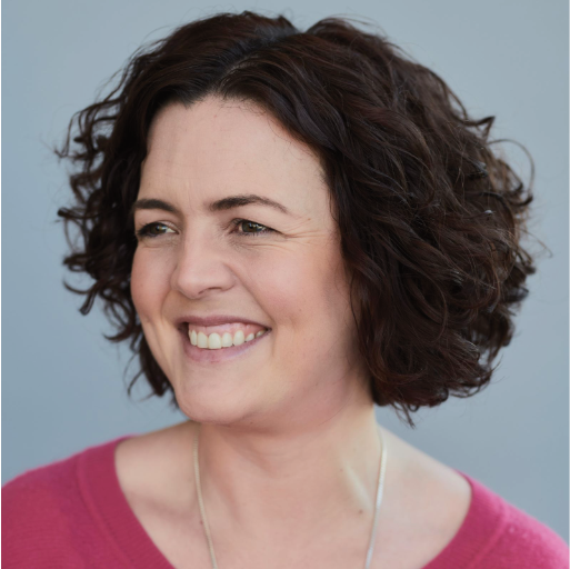Headshot Beth Knight